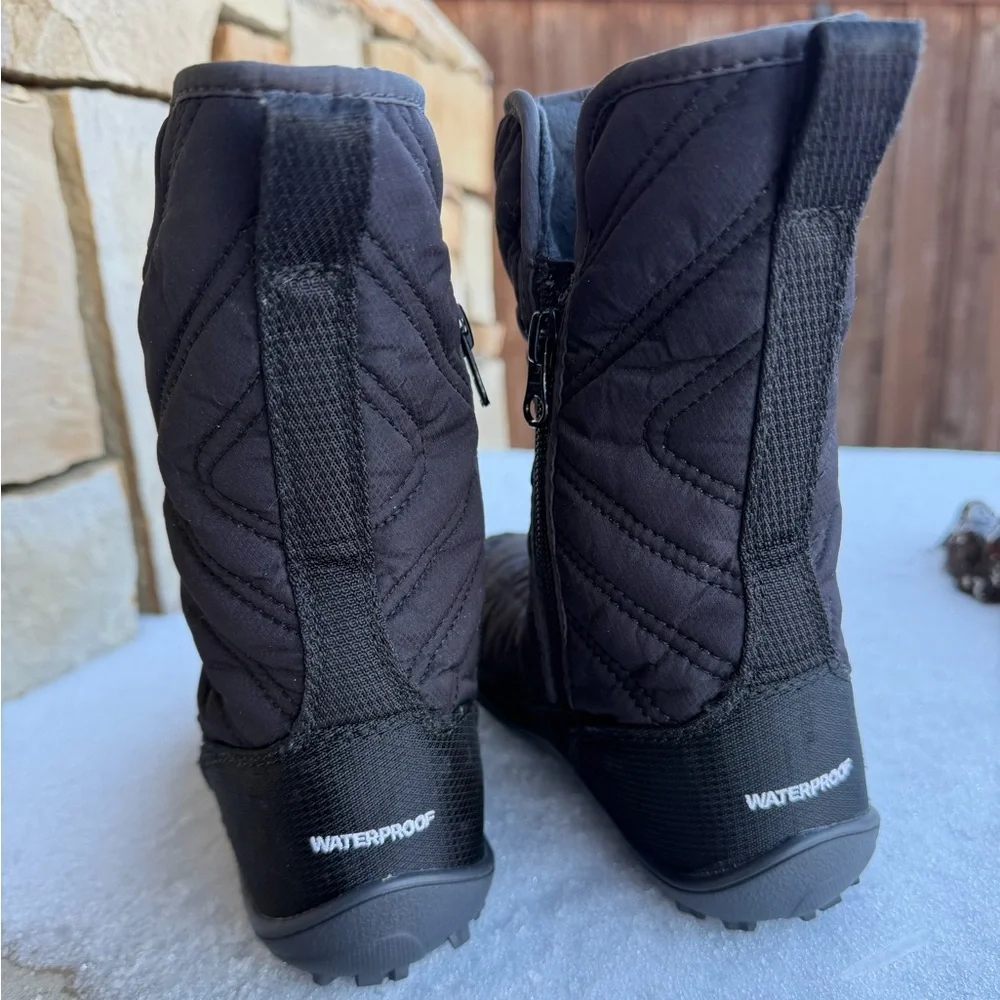 Columbia Minx Black Quilted Snow Rain Winter Boots Omni Heat water proof Sz-1. U